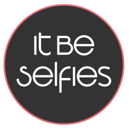 Equipo de fotografía de itbe selfies trabajando en un evento